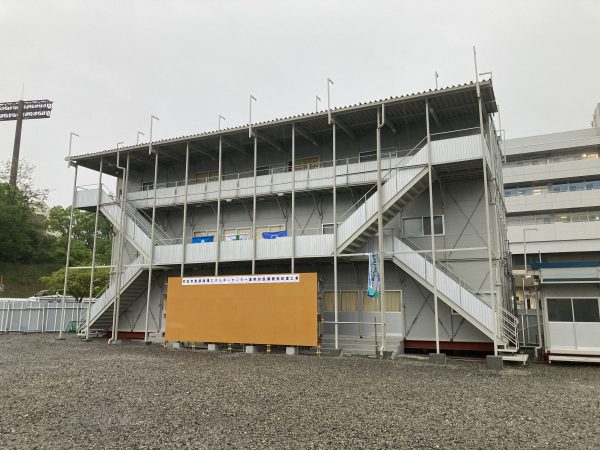 仮設事務所設営